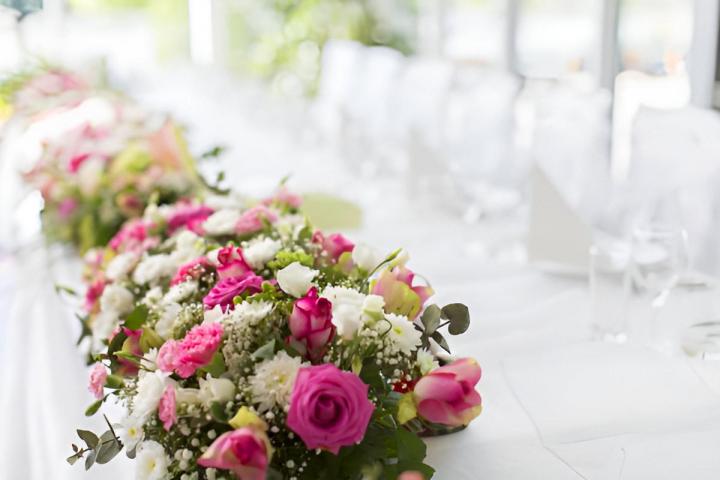 Conception des fleurs pour tous types d’événements.